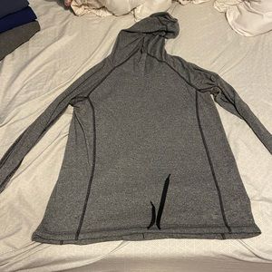 Under Armour Sweatshirt